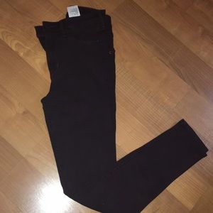 Never worn hollister Jeans!